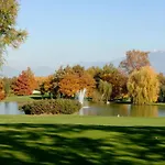 Garda Golf House *