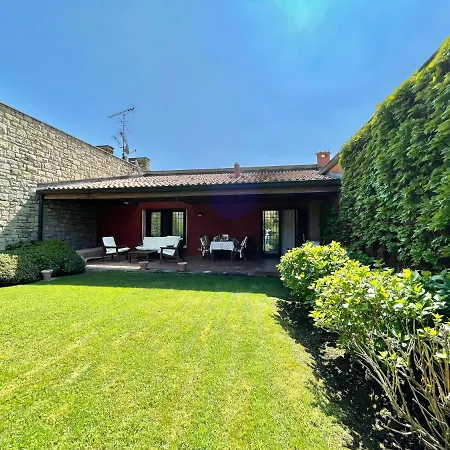 Garda Golf House Prázdninový dům *